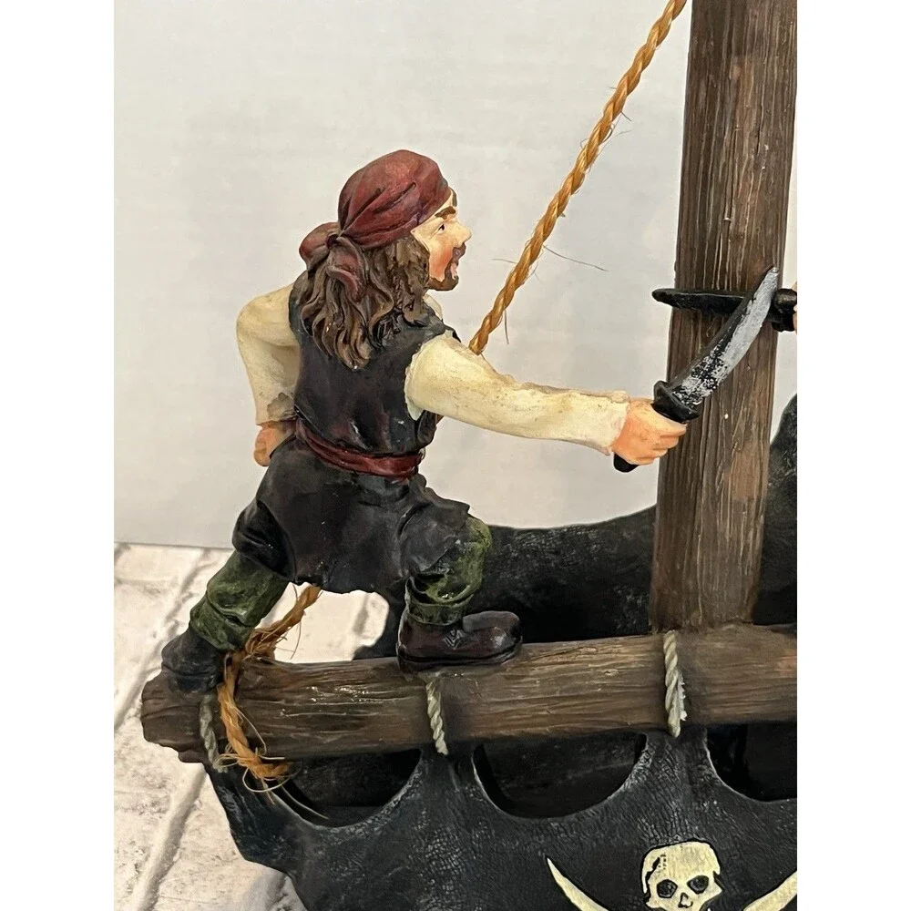 Rare 2007 Fighting Pirates Wine Bottle Holder Resin Statue Bar Decor Nautical